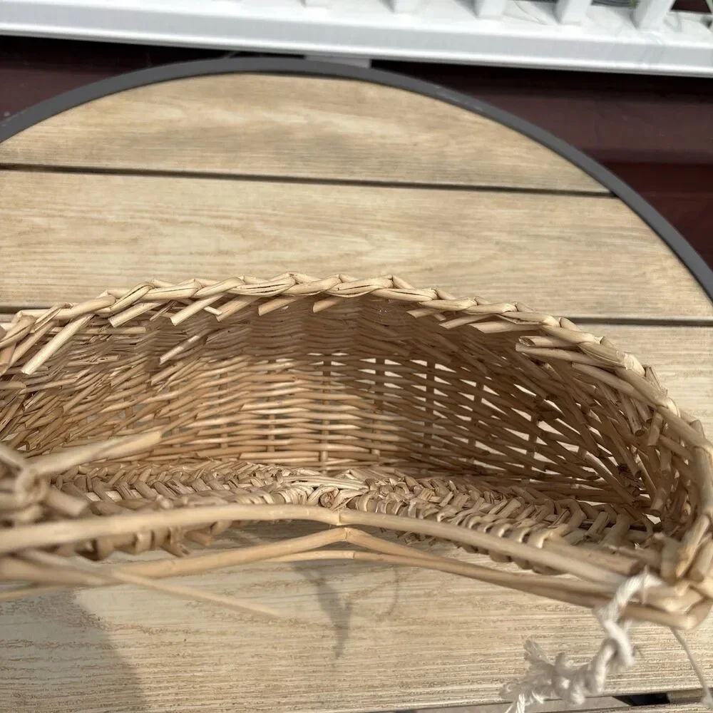 Wall Hanging Pocket Basket Woven Wicker Rustic French Country Farmhouse 10x14